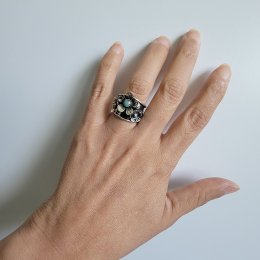 Flower Oxidized Silver and Turquoize Ring