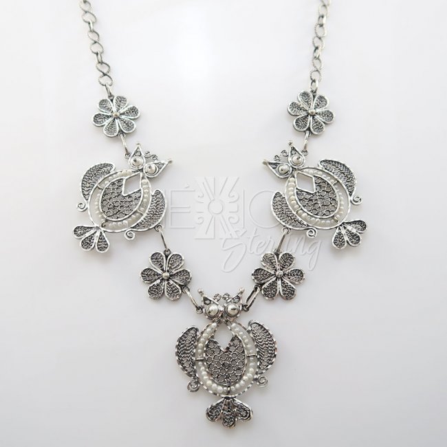 Silver Filigree Dreamy Owls Necklace