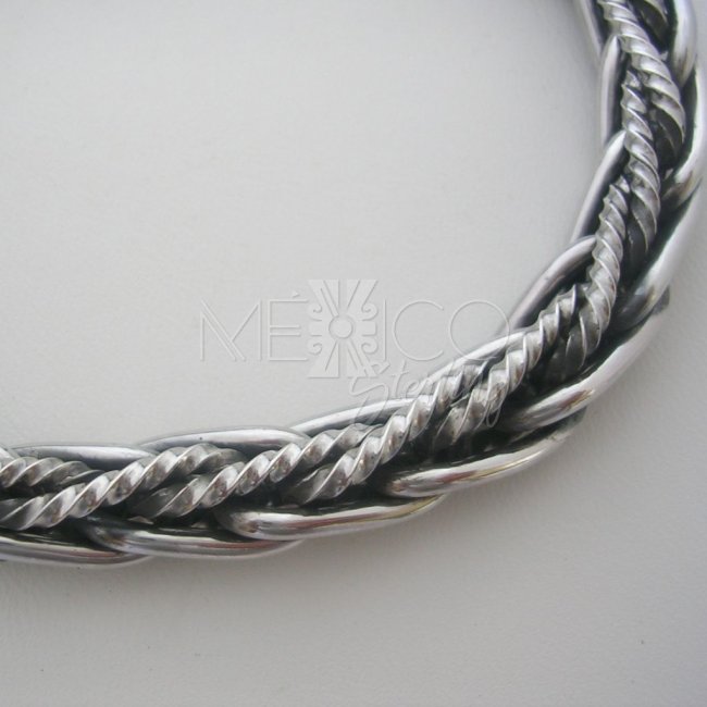Completely Handmade Taxco Solid Silver bracelet