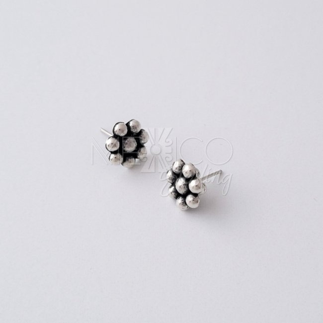 Cute Sterling Silver Flower Stud Earrings