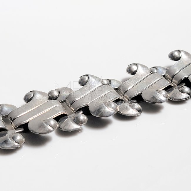 Vintage Mexican Silver Ethnic Borders Bracelet