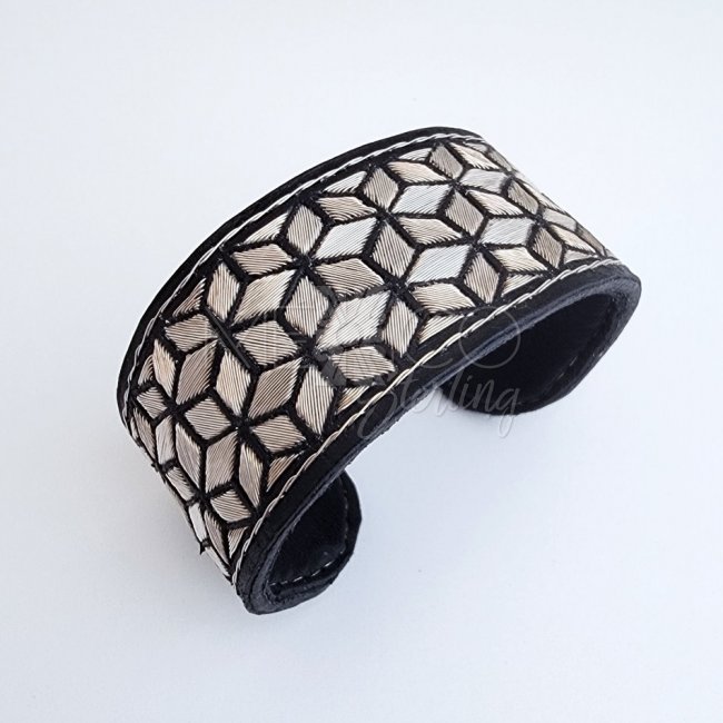 Cubism Dream Taxco Silver-Leather Cuff