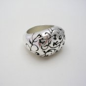 Taxco Silver Ring with Ivy Oxidized Decoration