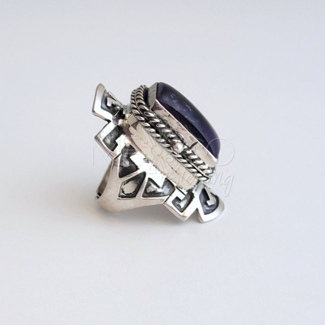 Aztec Beauty Silver Amethyst Poison Ring