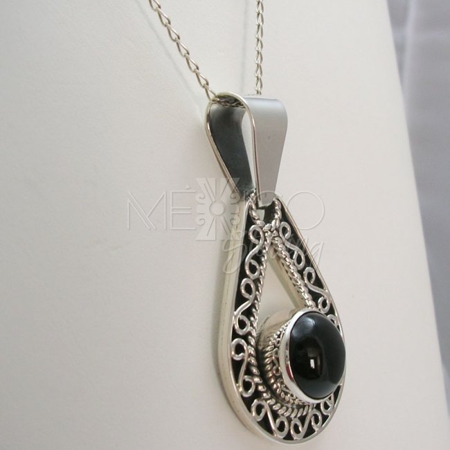 Taxco Solid Silver and Onyx Pendant