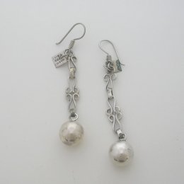 Vintage Taxco Silver Earrings with Spheres