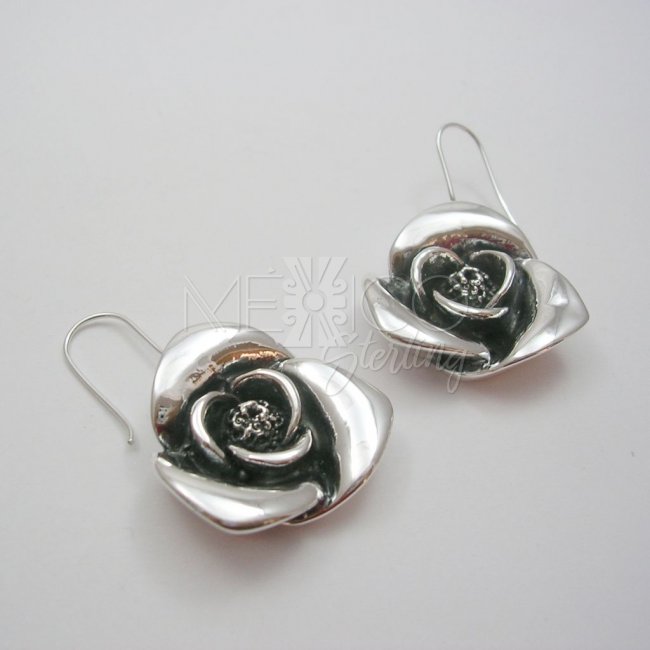 Buy Mother Of Pearl Flower Rose Gold Plated Sterling Silver Earrings by  Mannash™ Jewellery