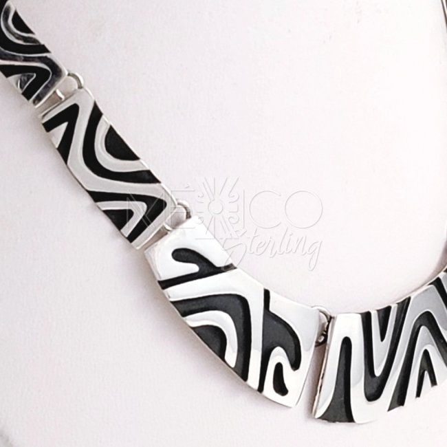Sterling Silver Wild Jungle Necklace