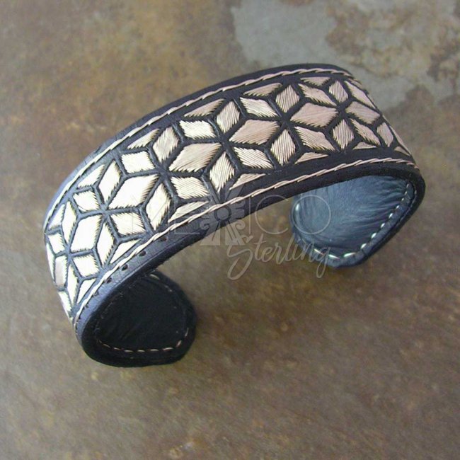 Cubism Dream Taxco Silver-Leather Cuff - Click Image to Close