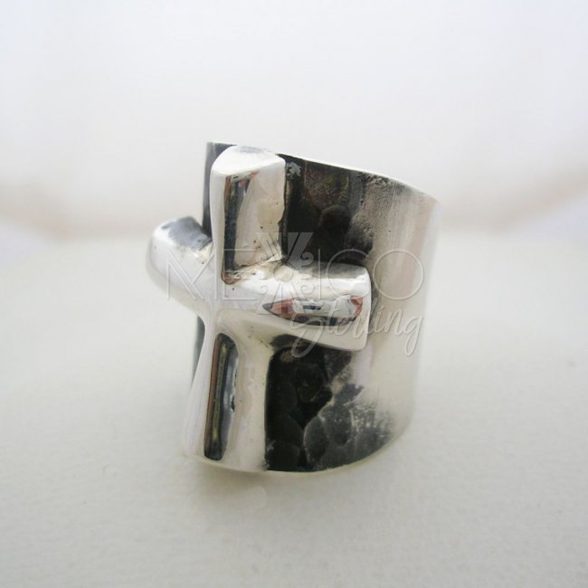 Taxco Solid Silver Ring with Cross