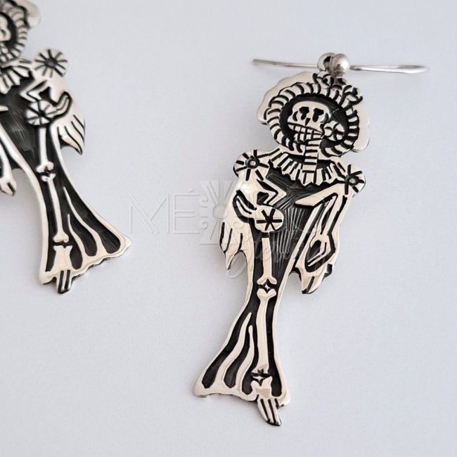 Silver Fashionable Catrina Long Earrings