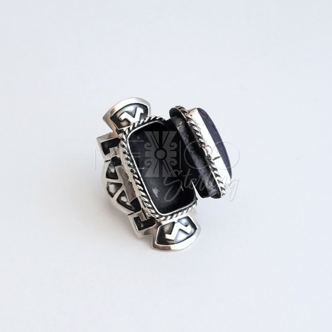Aztec Beauty Silver Amethyst Poison Ring