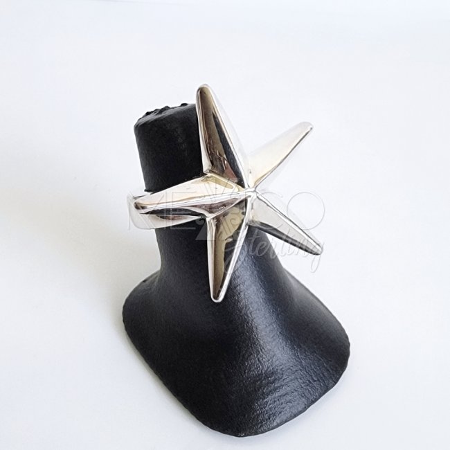 Bold Taxco Silver Five Point Star Ring