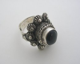 Artisan, Adjustable Taxco Silver and Onyx Filigree Poison Ring