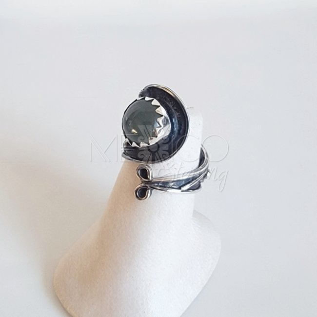 Oxidized Silver Peridot Mermaid Ring