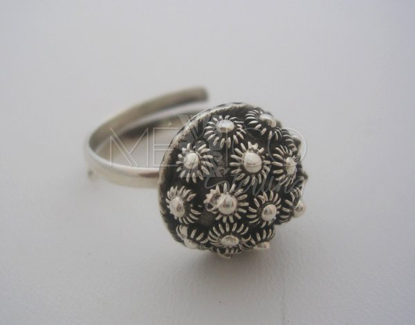 Old Taxco Style Sterling Silver Filigree Decorated Ring - Click Image to Close