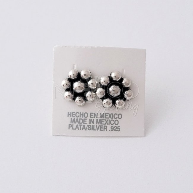 Cute Sterling Silver Flower Stud Earrings