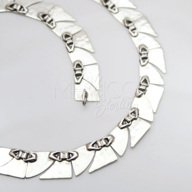 Delicate Silver Hammered Puzzle Necklace