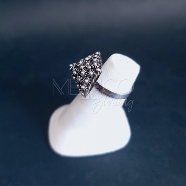 Vintage Filigree Sterling Silver Pyramid Ring