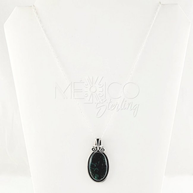 Beauty in Green Taxco Silver Pendant