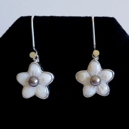 Silver and Mother of Pearl Flower Earrings