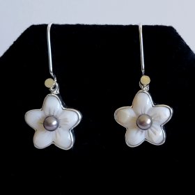 Silver and Mother of Pearl Flower Earrings