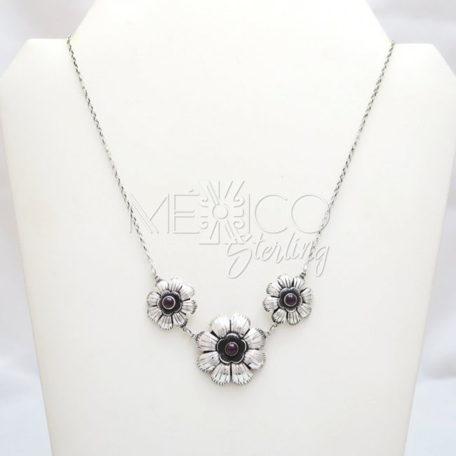 Silver Designer Dream Chain Necklace - Click Image to Close