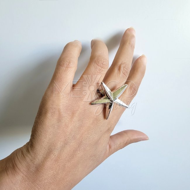 Bold Taxco Silver Five Point Star Ring