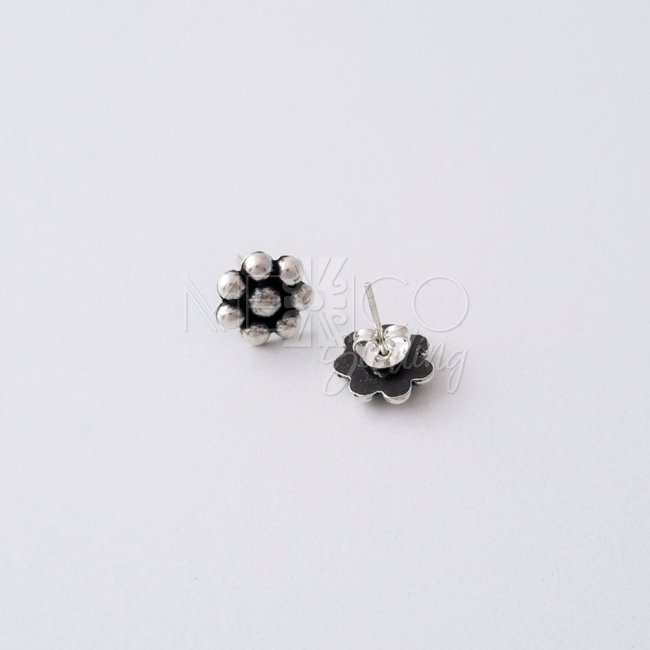 Cute Sterling Silver Flower Stud Earrings